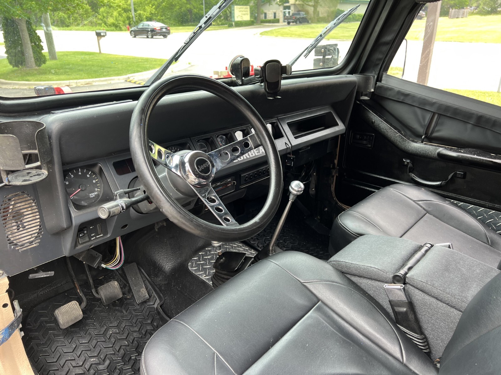 Jeep-Wrangler-1993-13