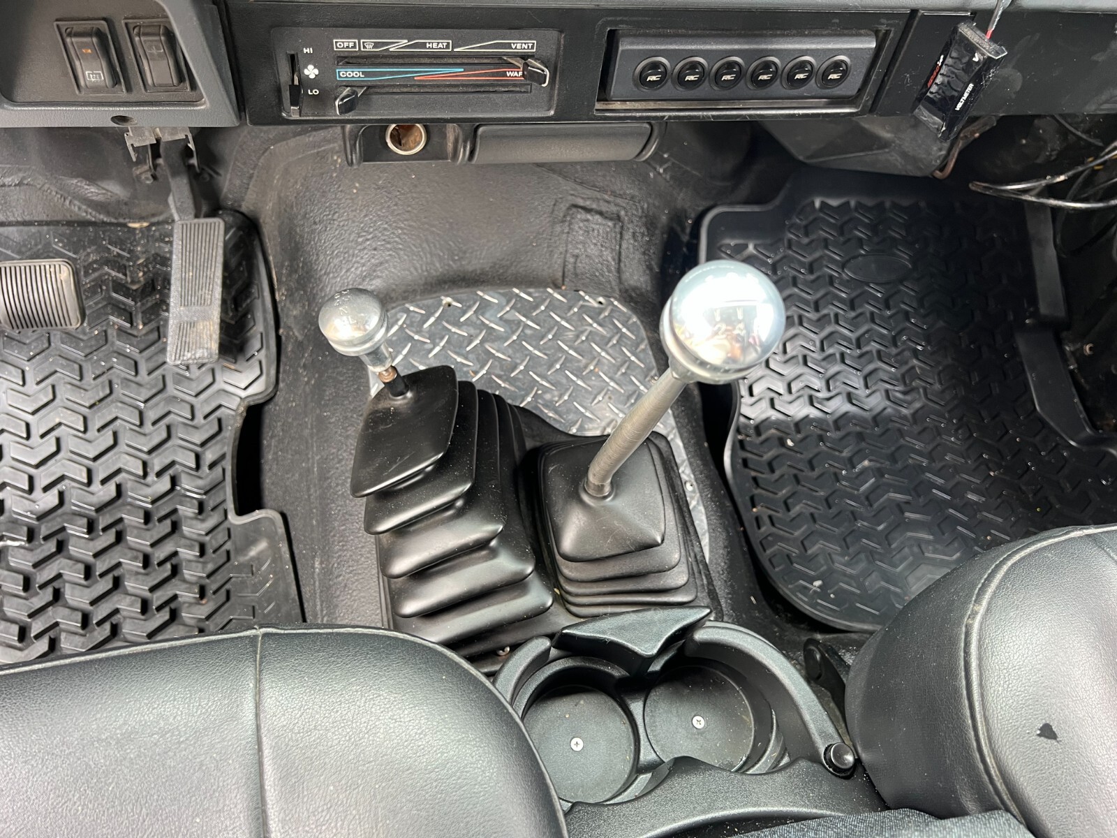 Jeep-Wrangler-1993-18