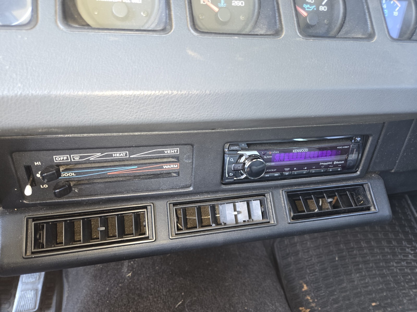Jeep-Wrangler-1993-5