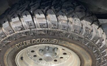 Jeep-Wrangler-1993-white-10