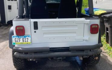 Jeep-Wrangler-1993-white-2