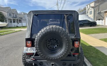 Jeep-Wrangler-1995-1
