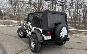 Jeep-Wrangler-1995-SUV-4