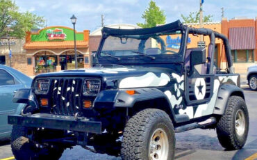 Jeep-Wrangler-1995-SUV