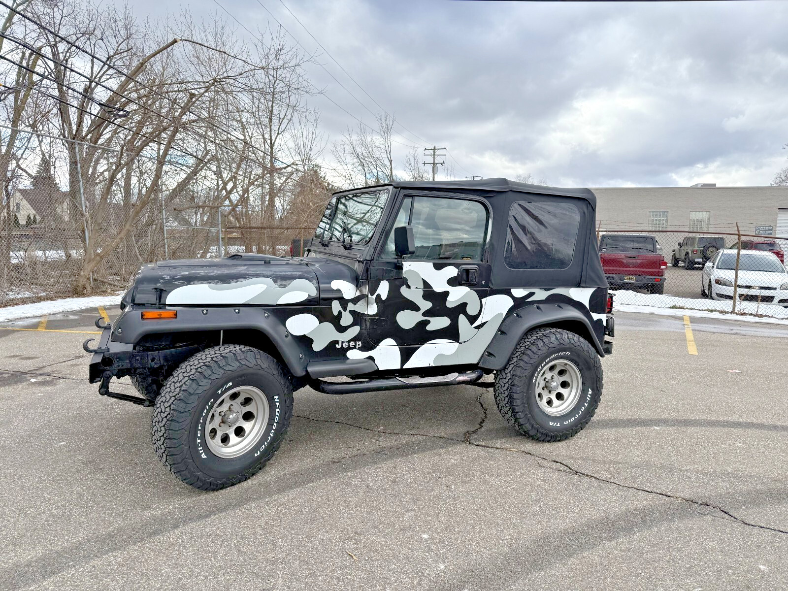 Jeep-Wrangler-1995-SUV-5
