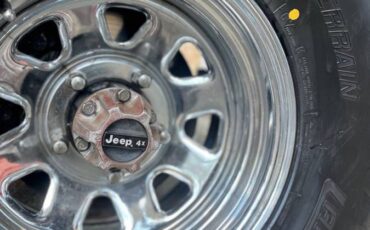 Jeep-Wrangler-cj7-1980-black-5
