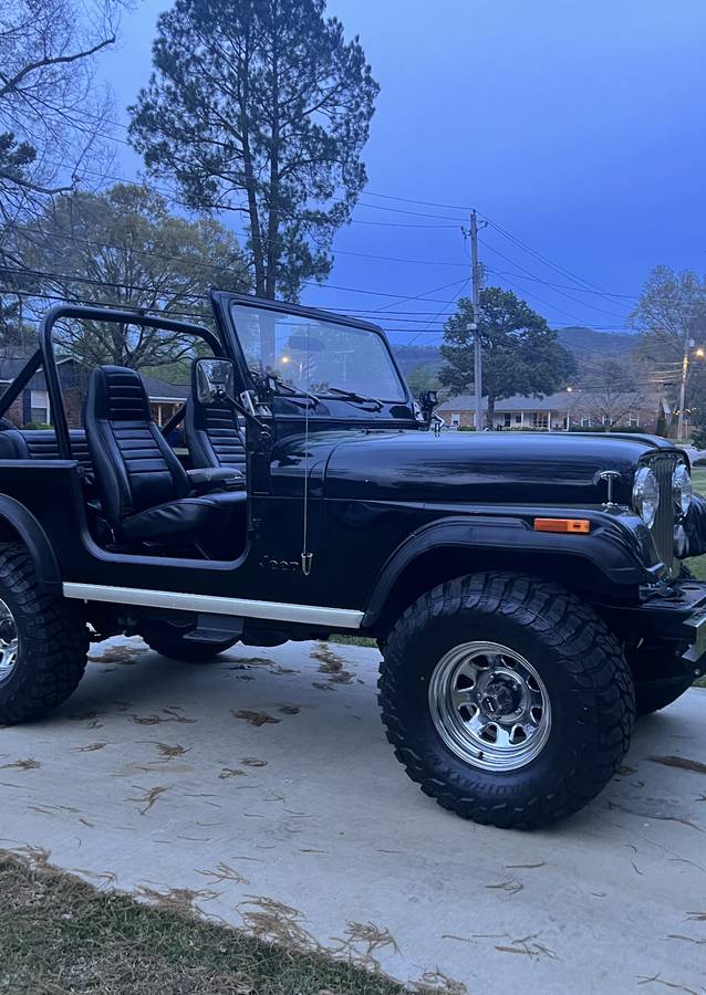 Jeep Wrangler (cj7)  1980 black