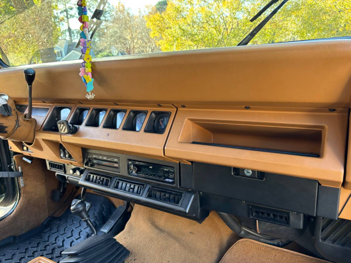 Jeep-Wrangler-sahara-1995-green-9
