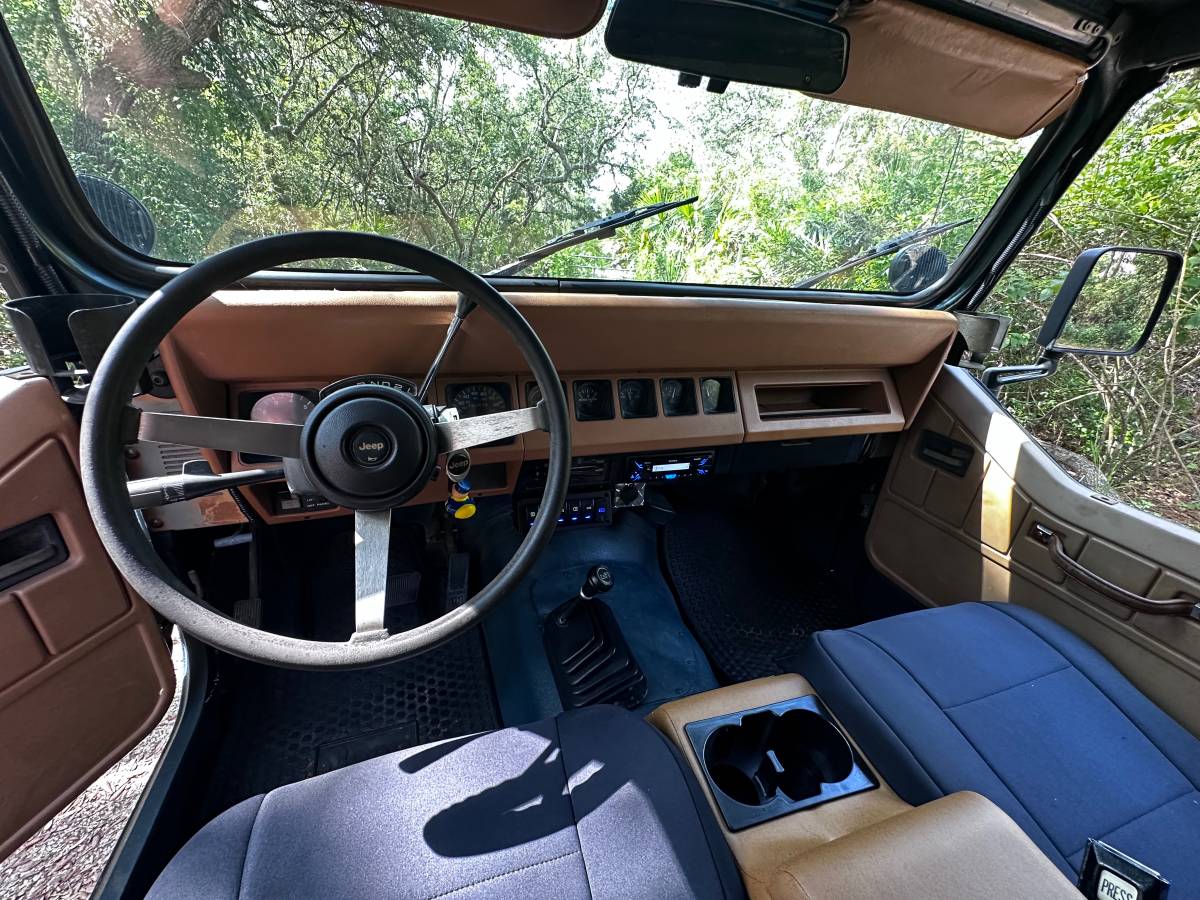 Jeep-Wrangler-yj-1994-green-11