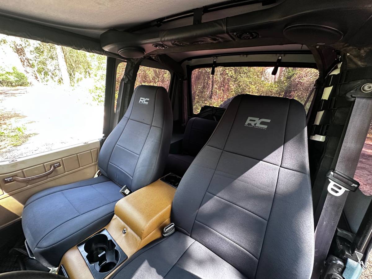 Jeep-Wrangler-yj-1994-green-13