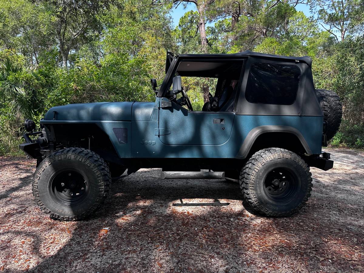 Jeep-Wrangler-yj-1994-green-6