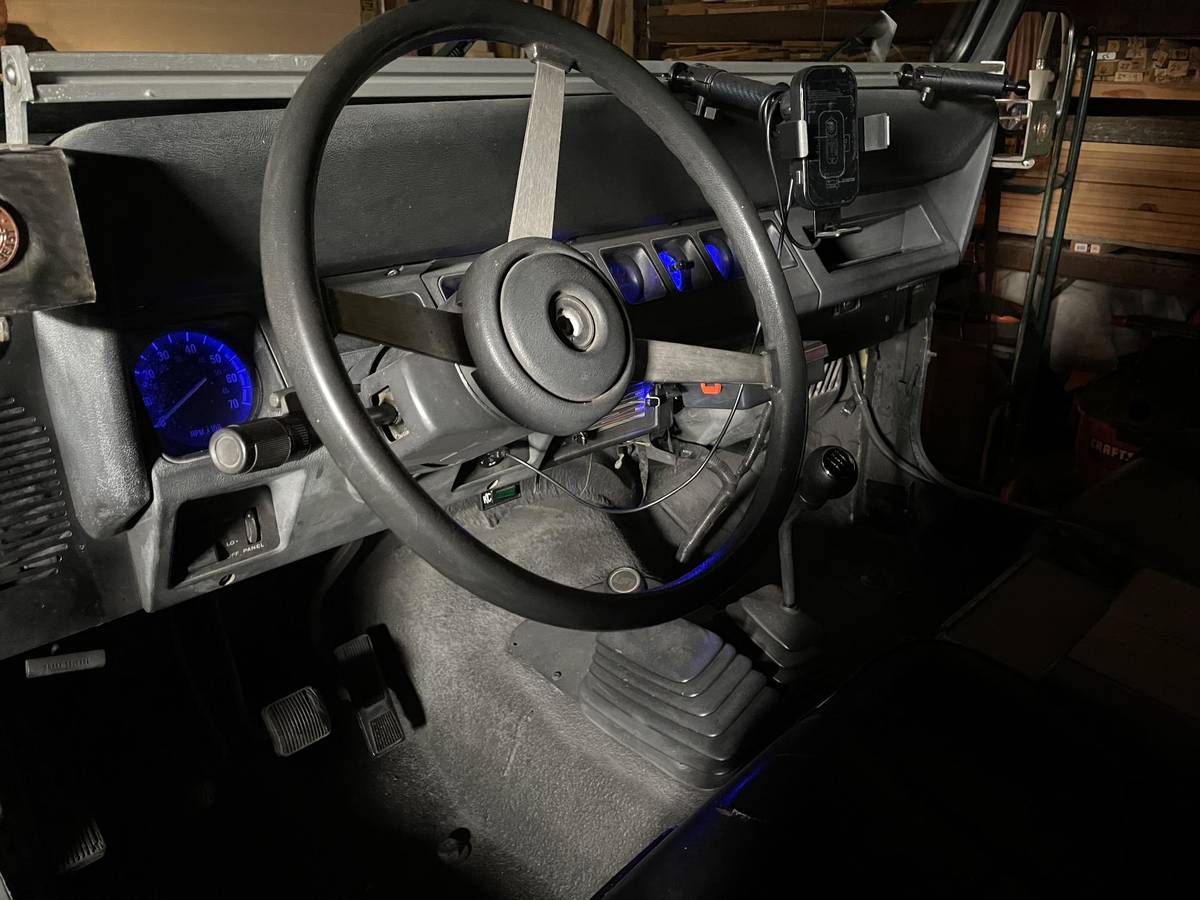 Jeep-Wrangler-yj-islander-1991-grey-12