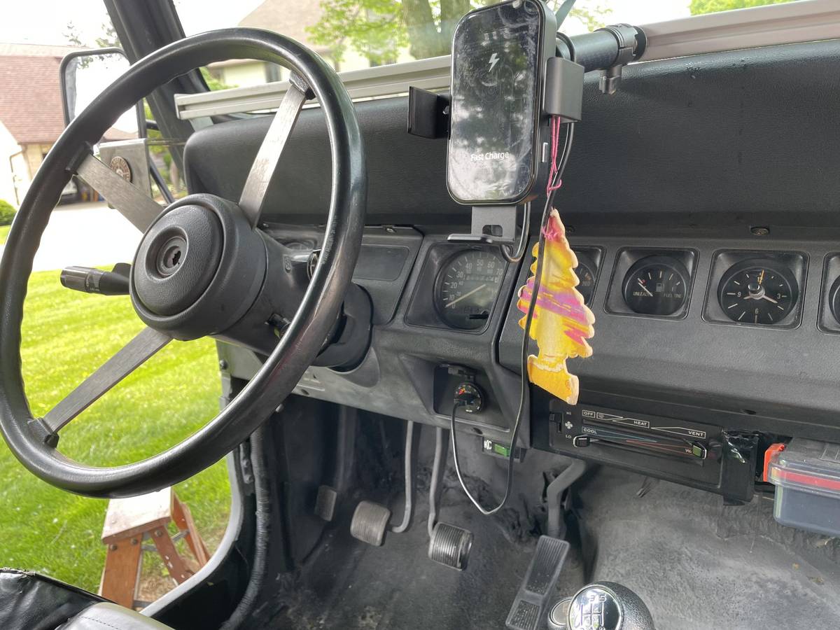 Jeep-Wrangler-yj-islander-1991-grey-13