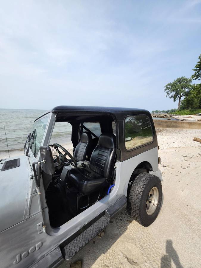 Jeep-Wrangler-yj-islander-1991-grey-4