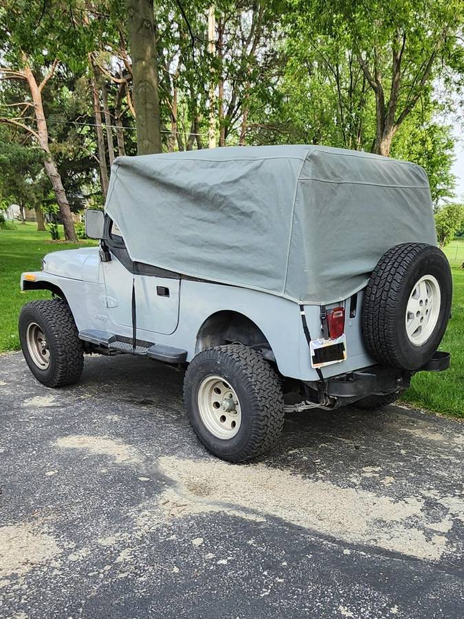 Jeep-Wrangler-yj-islander-1991-grey-8