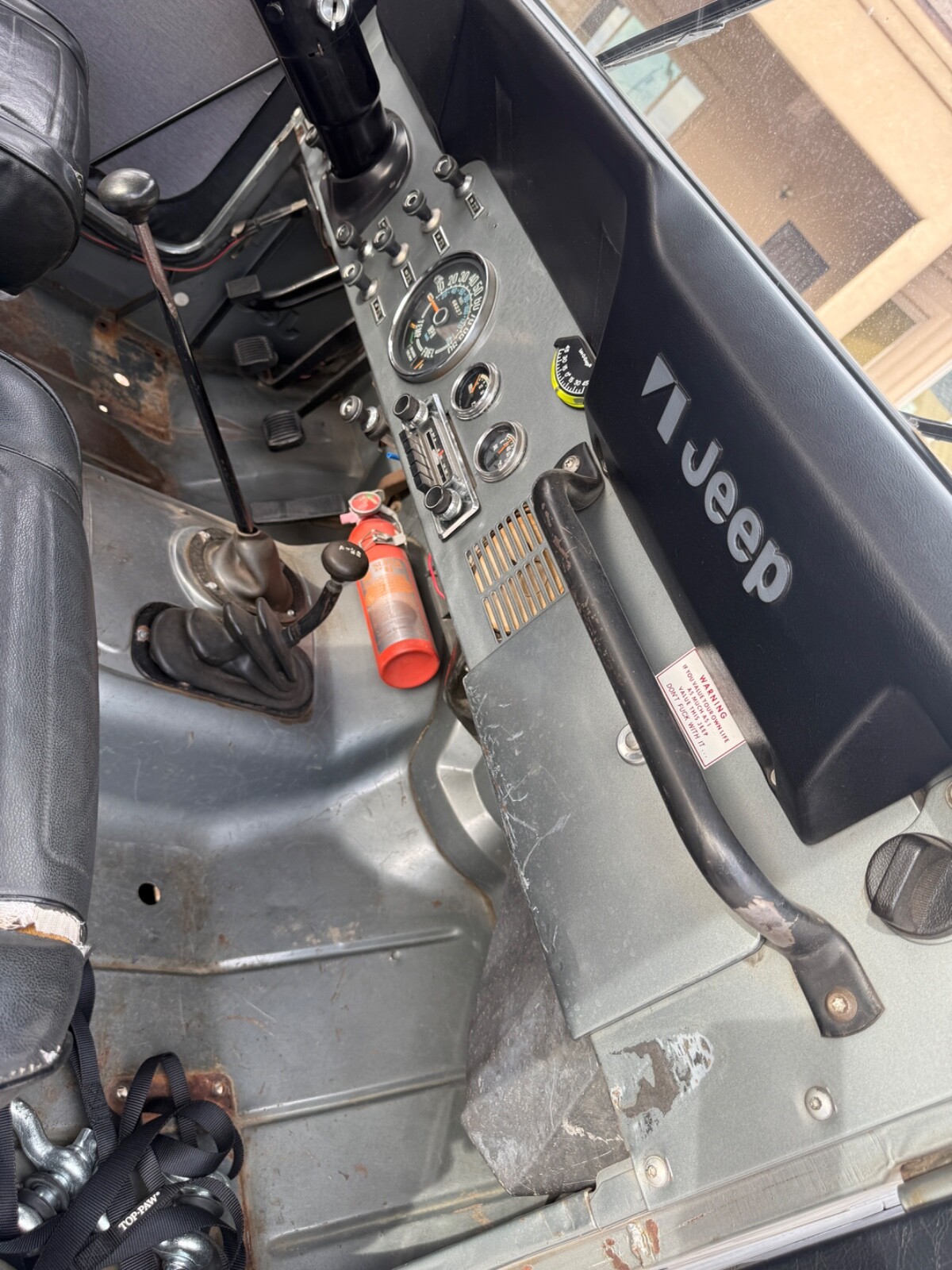 Jeep-cj5-soft-top-1977-3