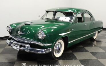 Kaiser-Deluxe-1953-Sedan-17
