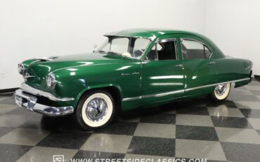 Kaiser-Deluxe-1953-Sedan-5