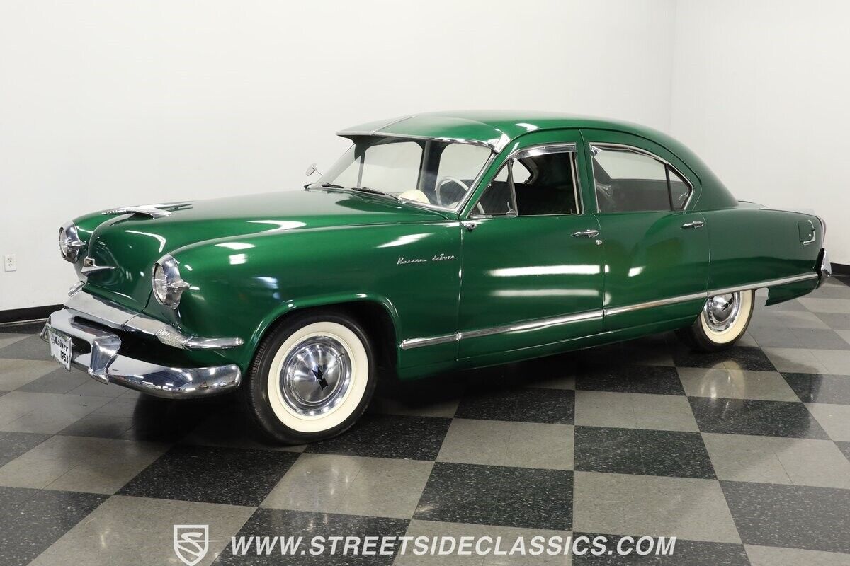 Kaiser-Deluxe-1953-Sedan-5