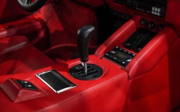 Lamborghini-Countach-1989-17