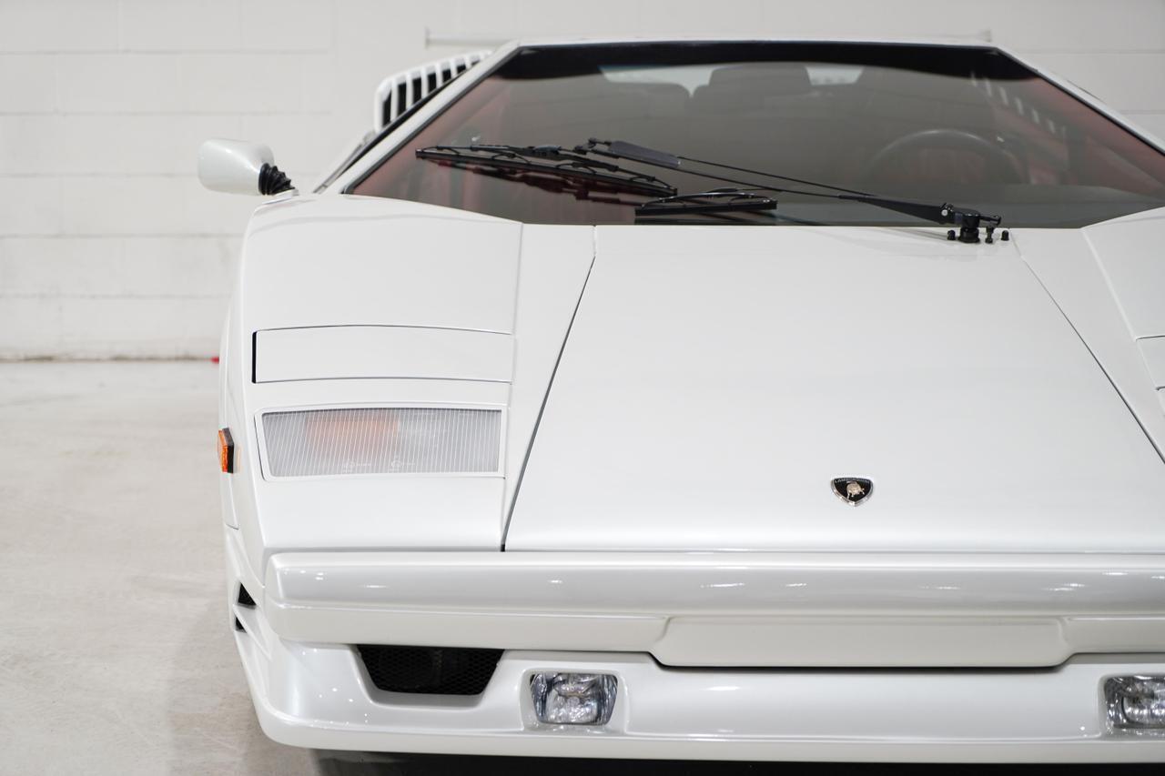 Lamborghini-Countach-1989-39