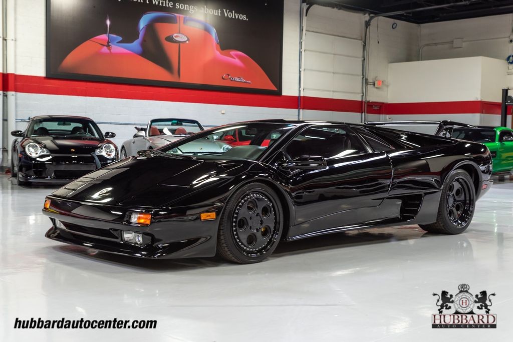 Lamborghini-Diablo-1992-Coupe-3