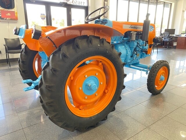 Lamborghini-TRACTOR-1969-18