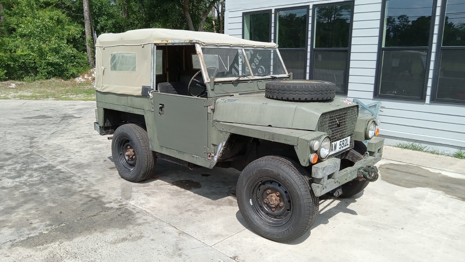 Land-Rover-12-Ton-Pickup-1974-Convertible-13