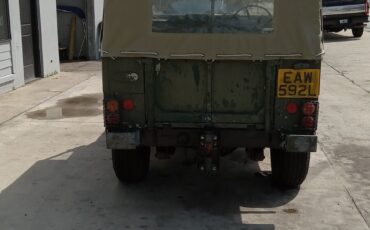 Land-Rover-12-Ton-Pickup-1974-Convertible-9