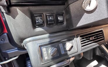 Land-Rover-Defender-1985-SUV-26