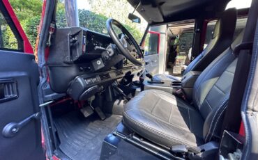 Land-Rover-Defender-1985-SUV-31