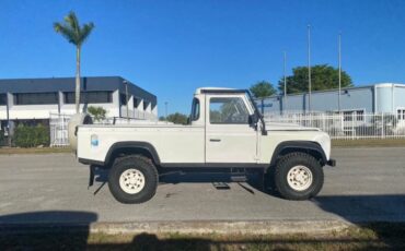 Land-Rover-Defender-1986-SUV-3