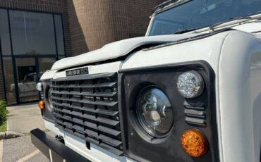 Land-Rover-Defender-1987-SUV-11
