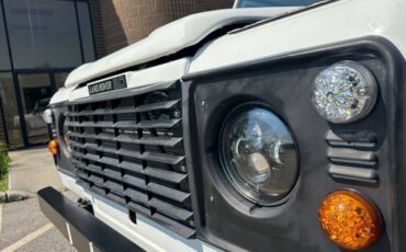 Land-Rover-Defender-1987-SUV-12