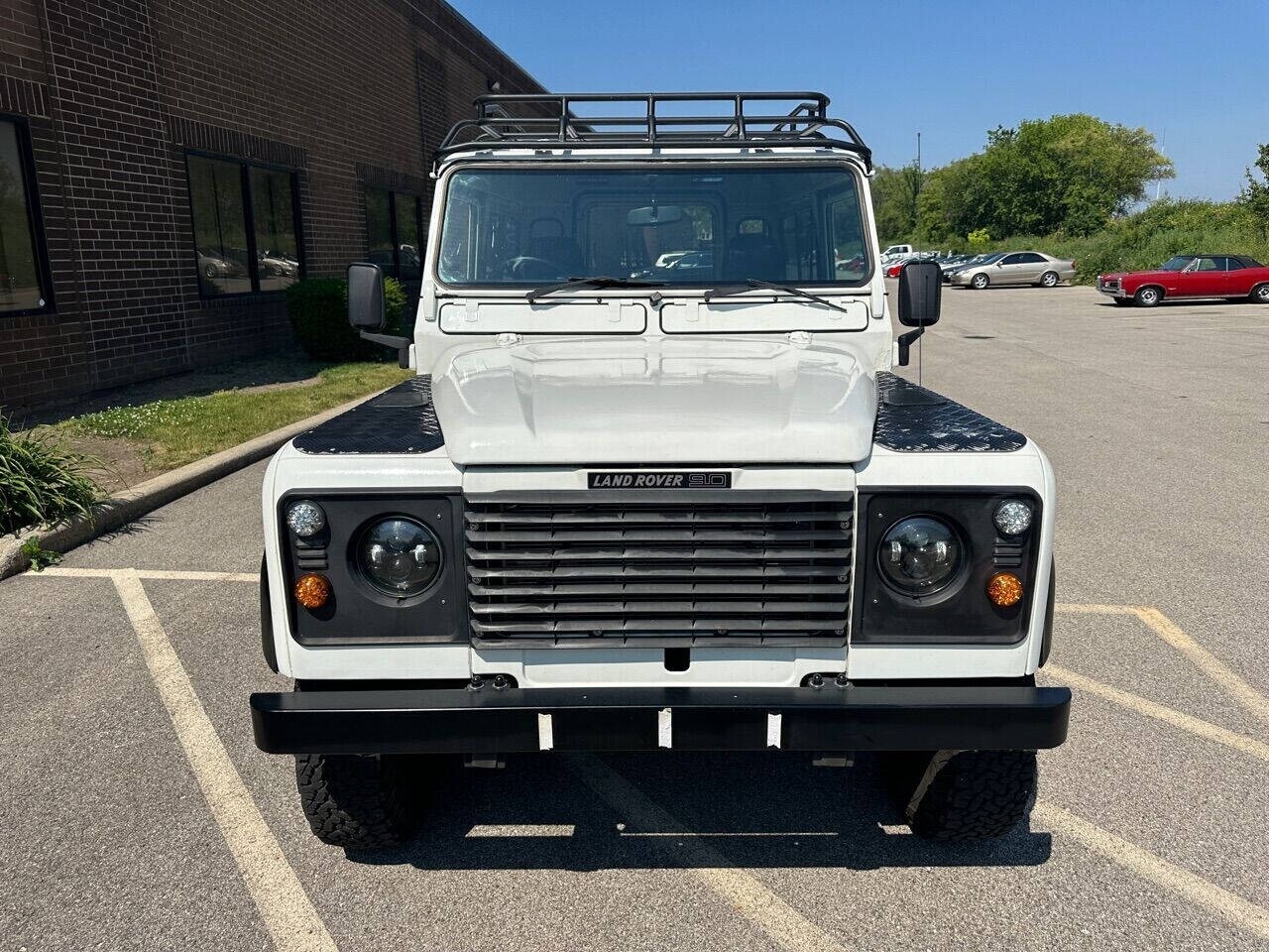 Land-Rover-Defender-1987-SUV-13