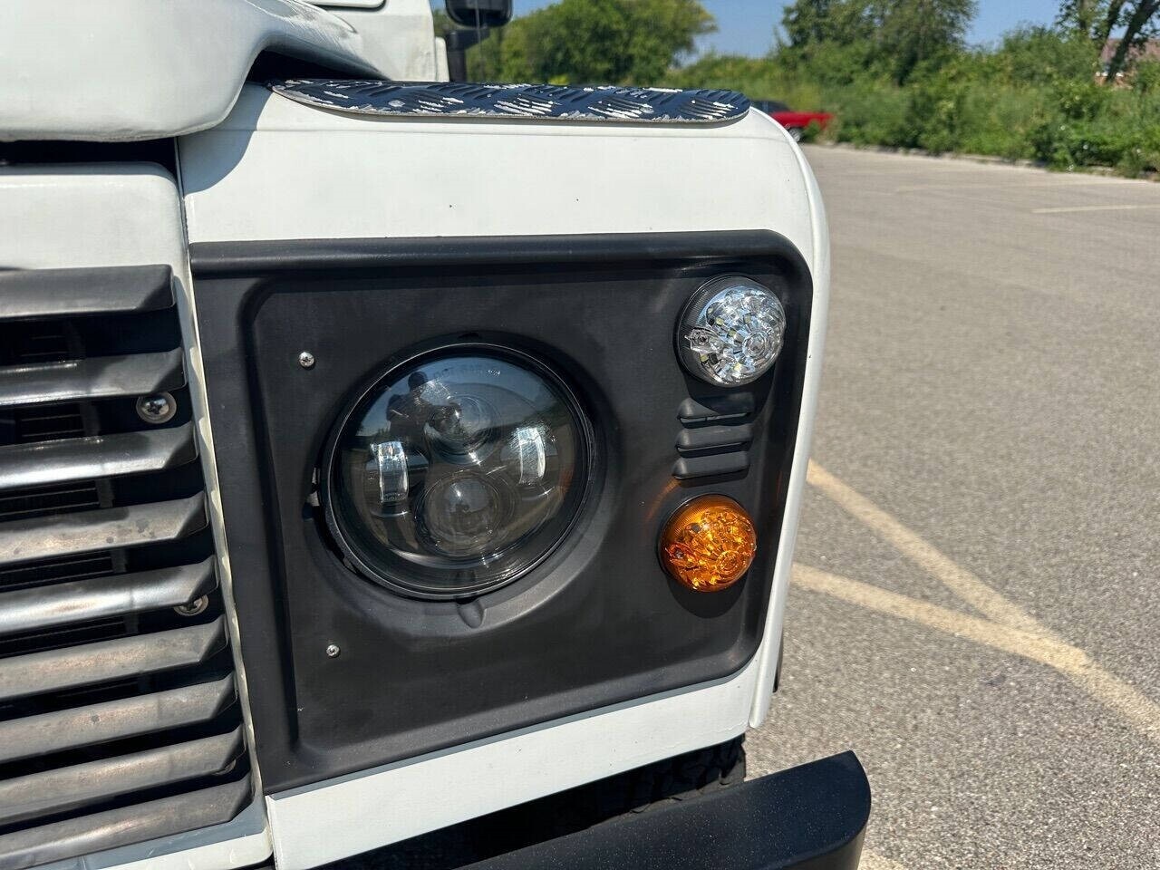 Land-Rover-Defender-1987-SUV-16