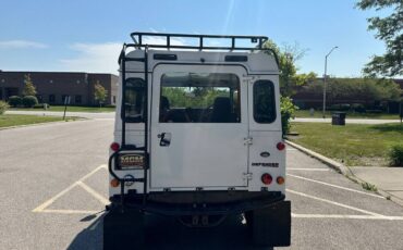 Land-Rover-Defender-1987-SUV-6