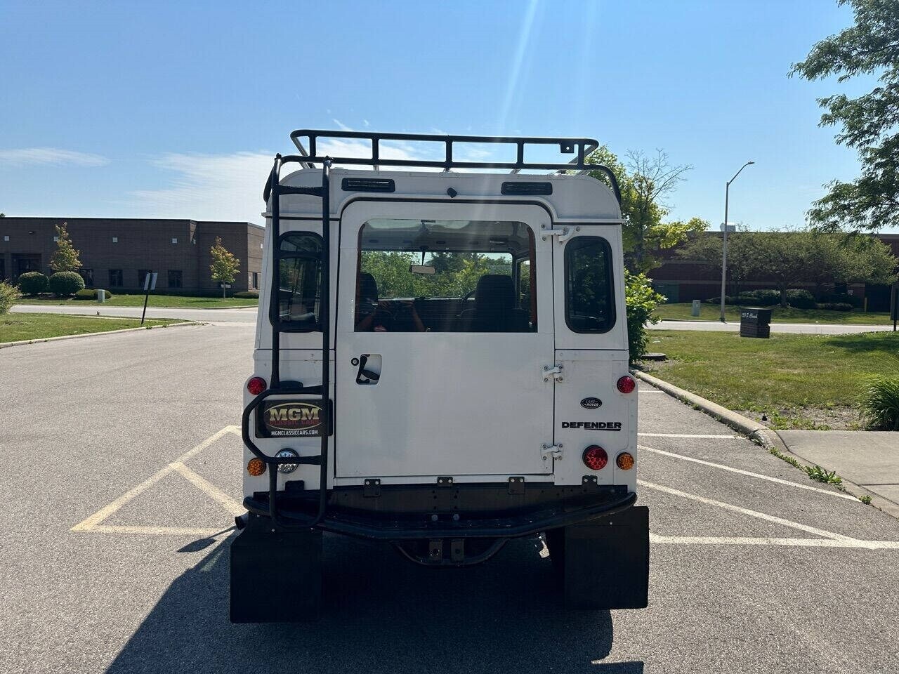 Land-Rover-Defender-1987-SUV-6
