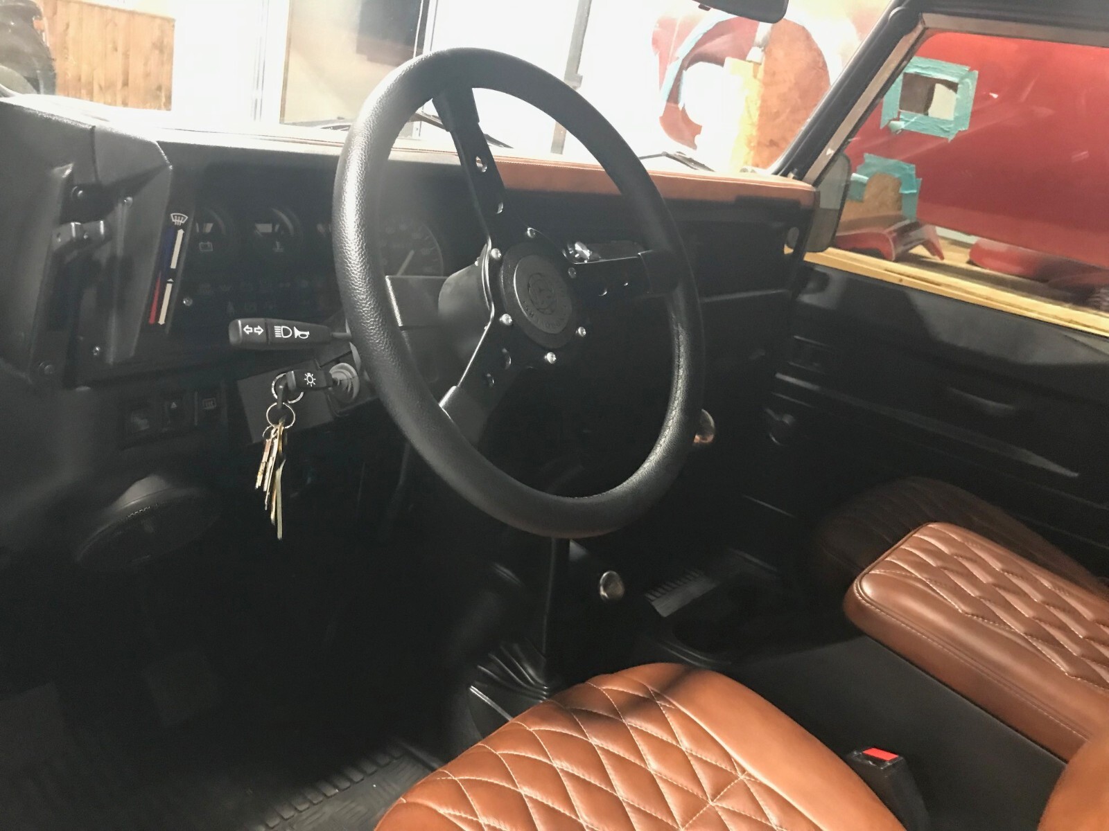 Land-Rover-Defender-1988-SUV-4