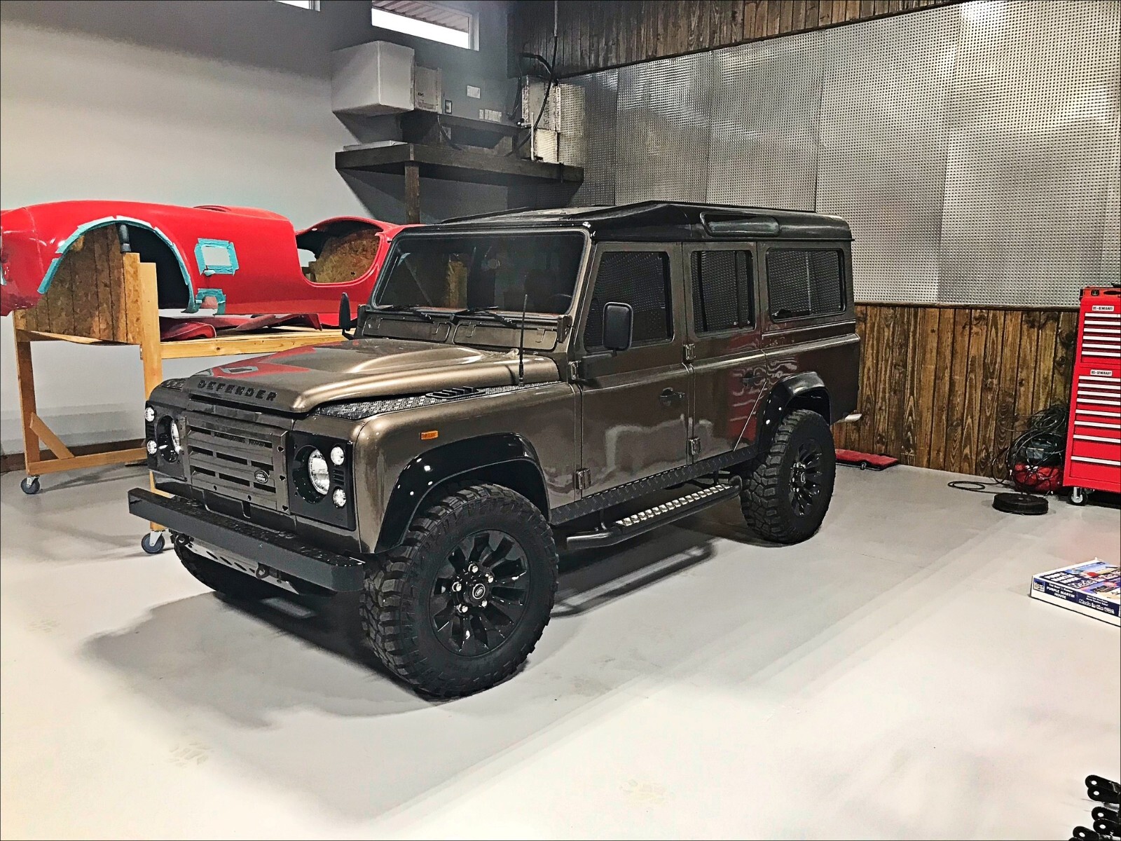 Land-Rover-Defender-1988-SUV-5