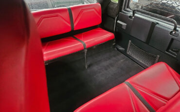 Land-Rover-Defender-1989-16