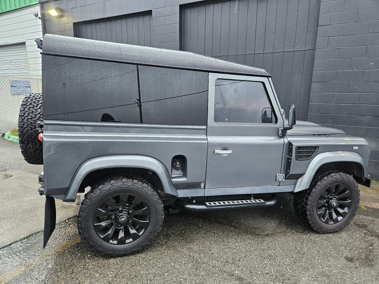 Land-Rover-Defender-1989-5