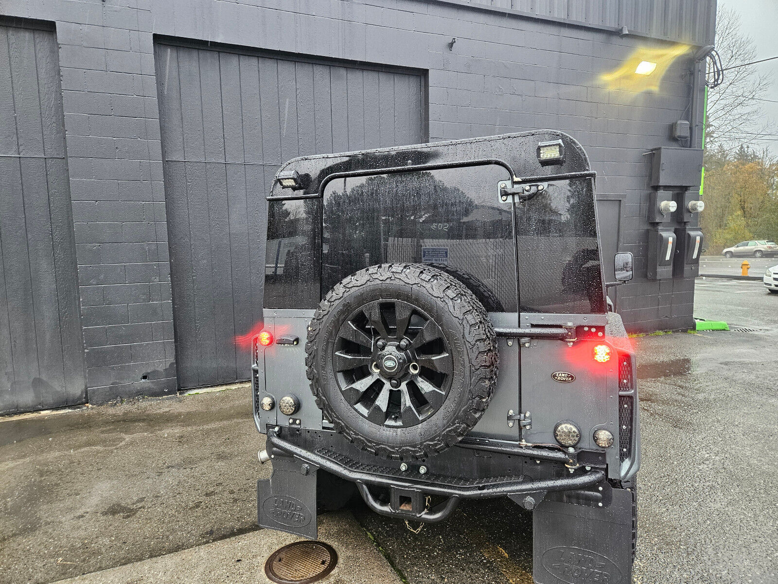 Land-Rover-Defender-1989-7