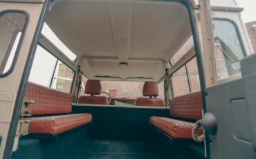 Land-Rover-Defender-1991-SUV-20