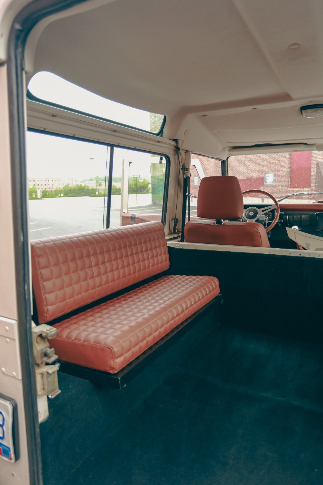 Land-Rover-Defender-1991-SUV-21
