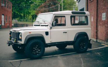Land-Rover-Defender-1991-SUV-5