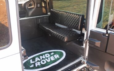 Land-Rover-Defender-1992-19