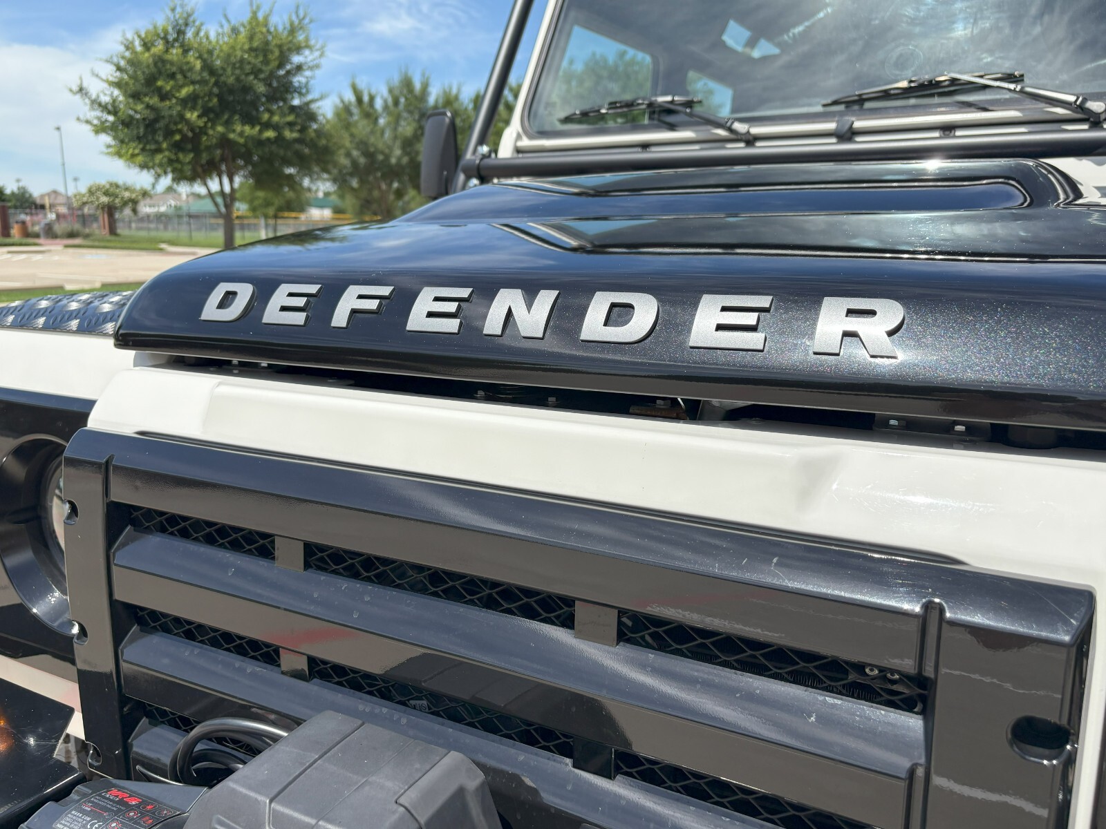 Land-Rover-Defender-1992-2
