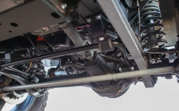 Land-Rover-Defender-1992-26