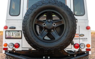 Land-Rover-Defender-1992-31